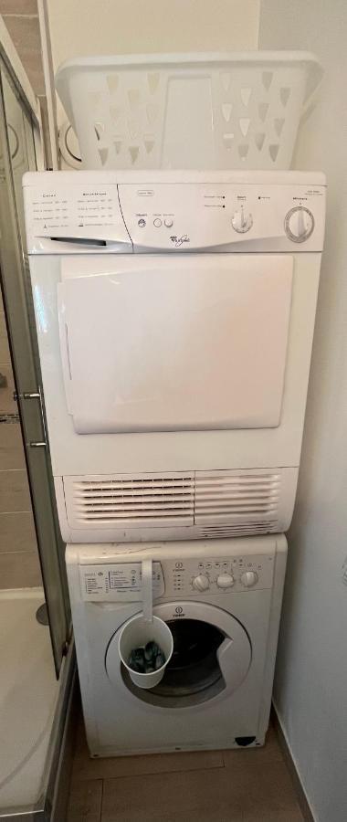Apartment Cosy Avec Terrasse Privee Hypercentre La Rochelle (Charente-Maritime)